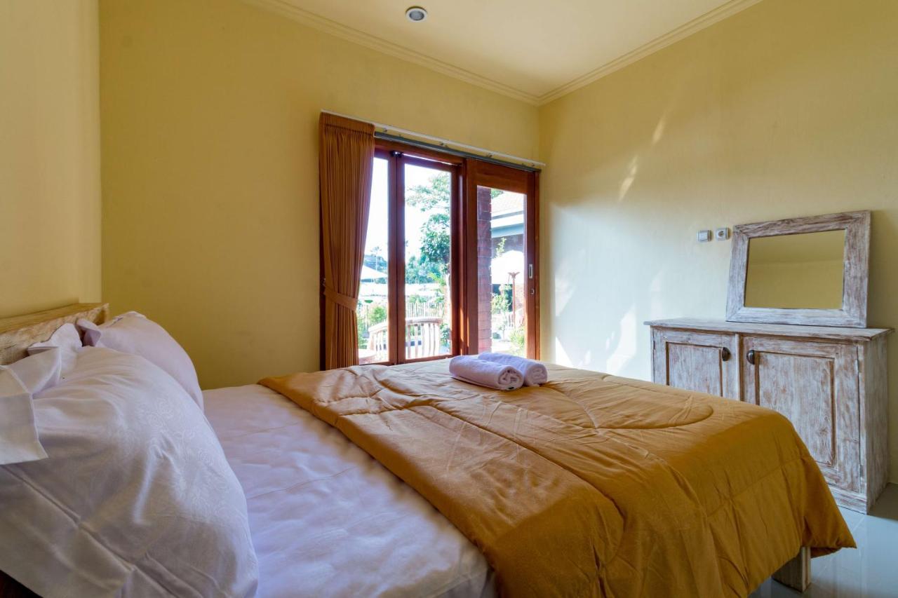 Dicky Guest House 2 Batu Bolong Canggu Esterno foto